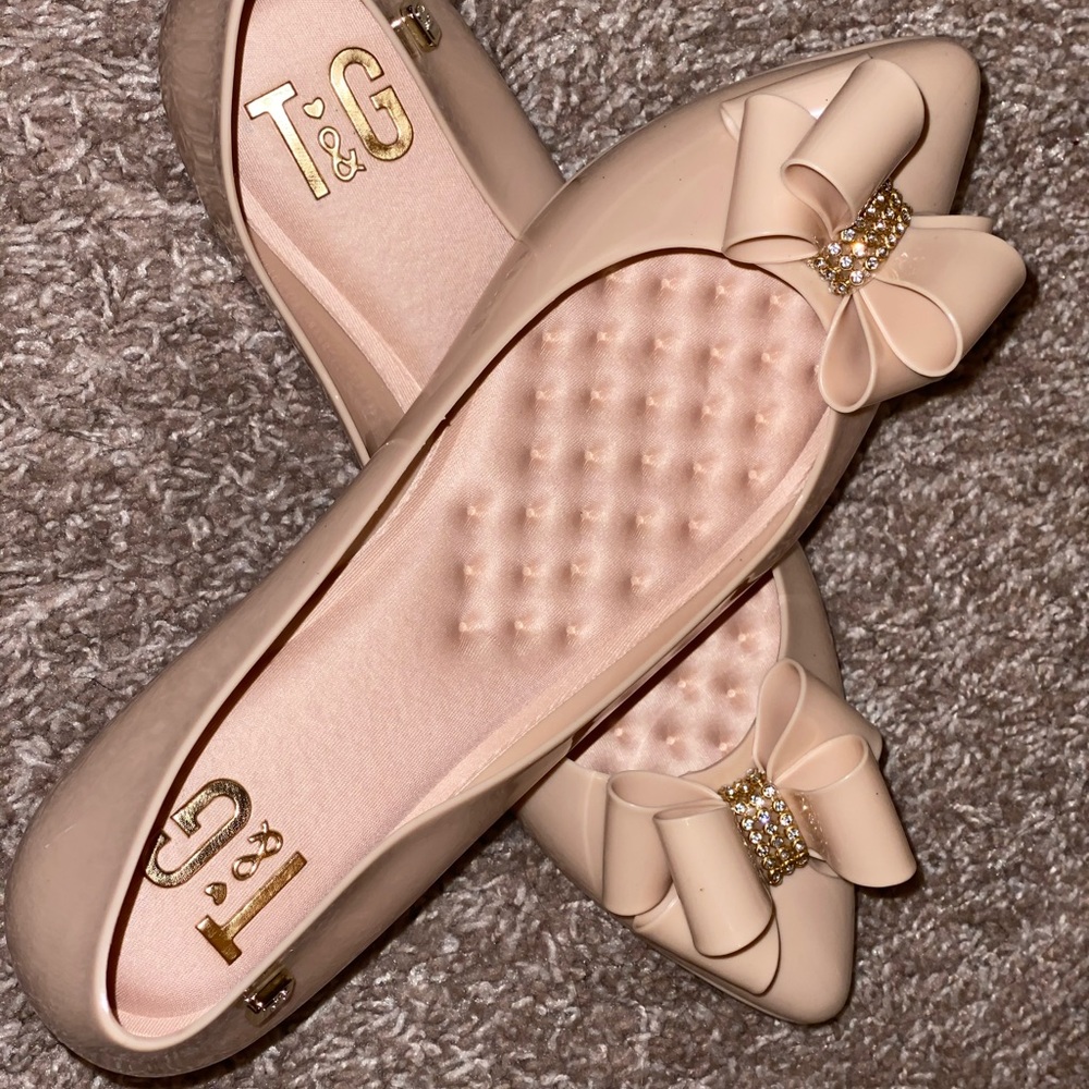 Shoes - Picture 3 of 3